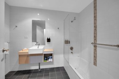 Room 127-Large-4