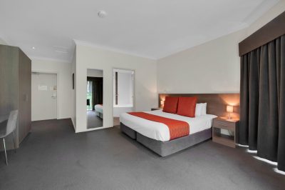 Room 121-Large-3