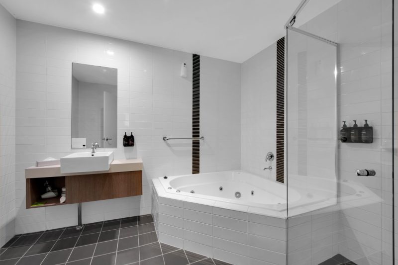 Room 121-Large-4